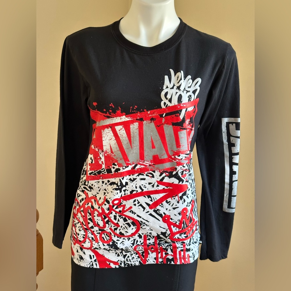 Faded Out Long Sleeve’Shirt Savage Graffiti Red Black & White SZ L Made In Peru